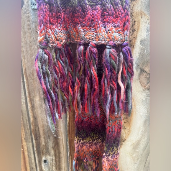 Handmade Scarf - Picture 3 of 3